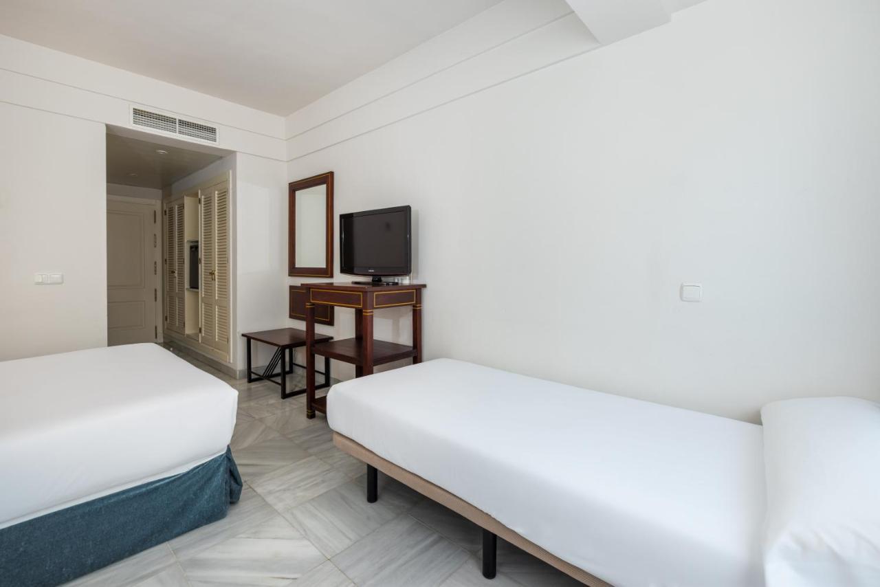Guadacorte Park Hotel 4*